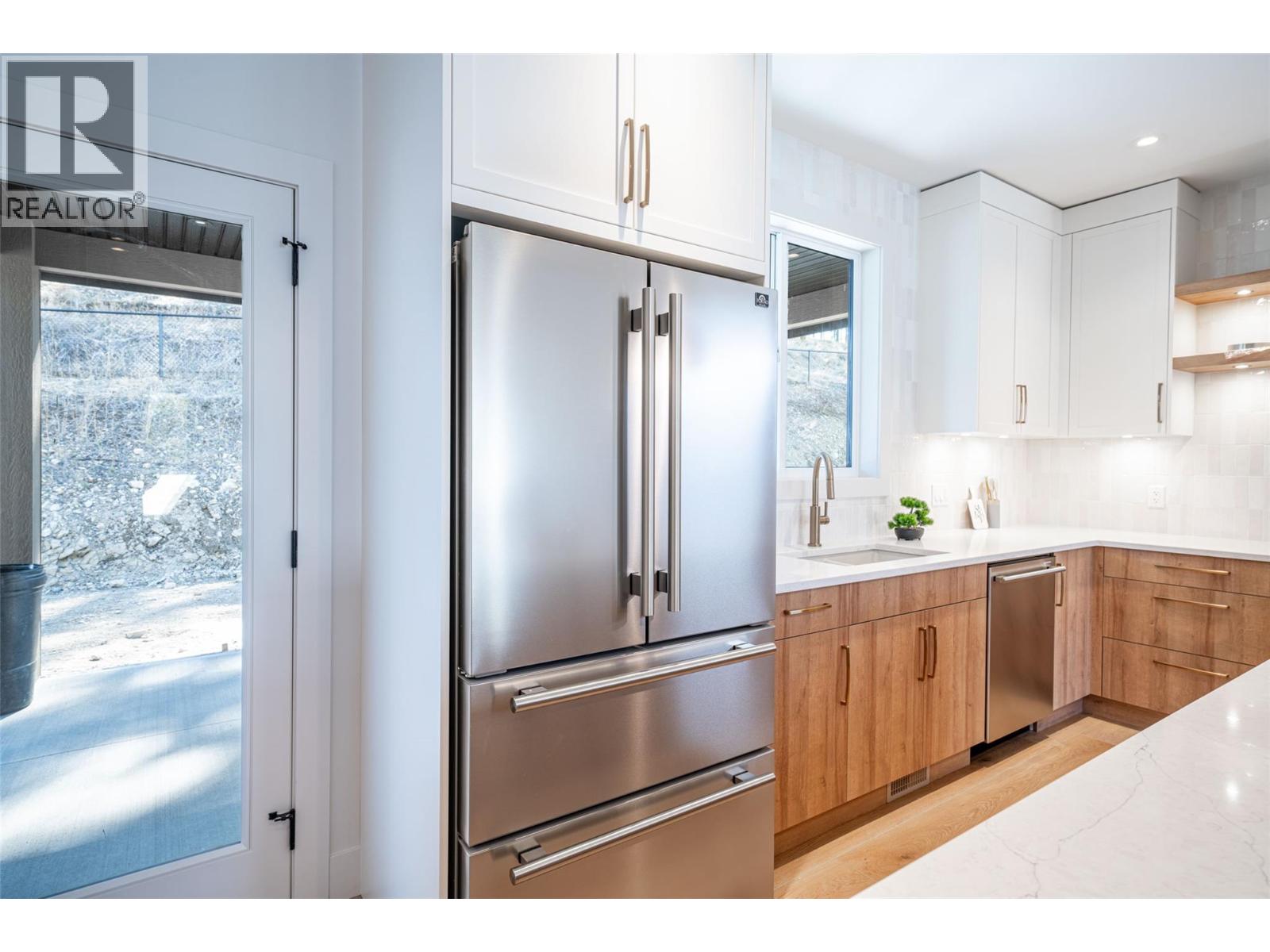 2079 Cortina Drive, Kelowna