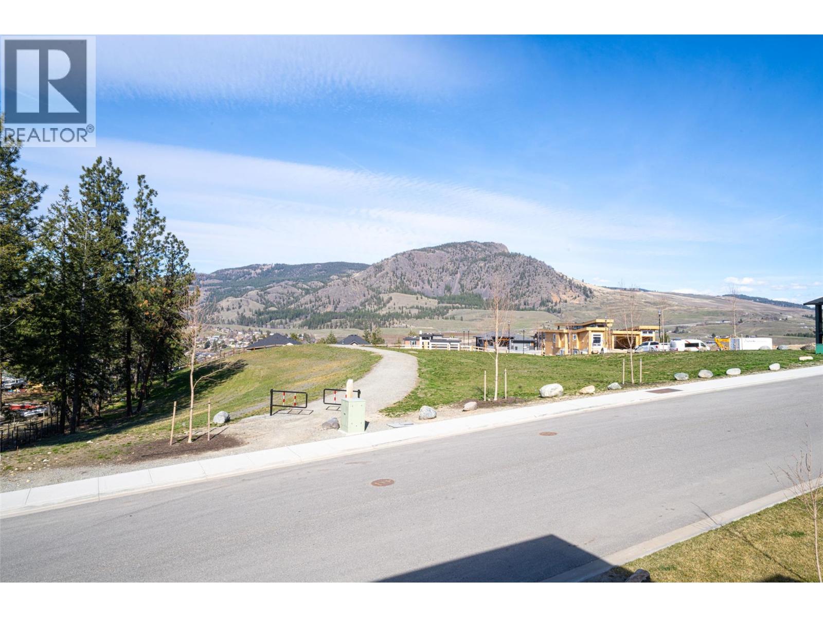2079 Cortina Drive, Kelowna