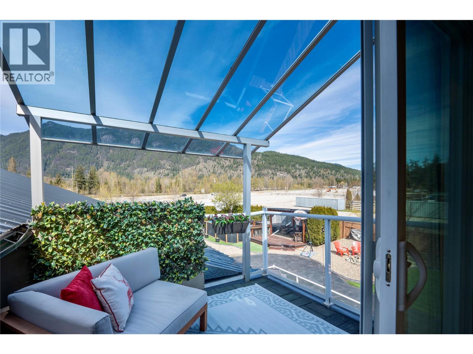 314 Finlayson Street, Sicamous