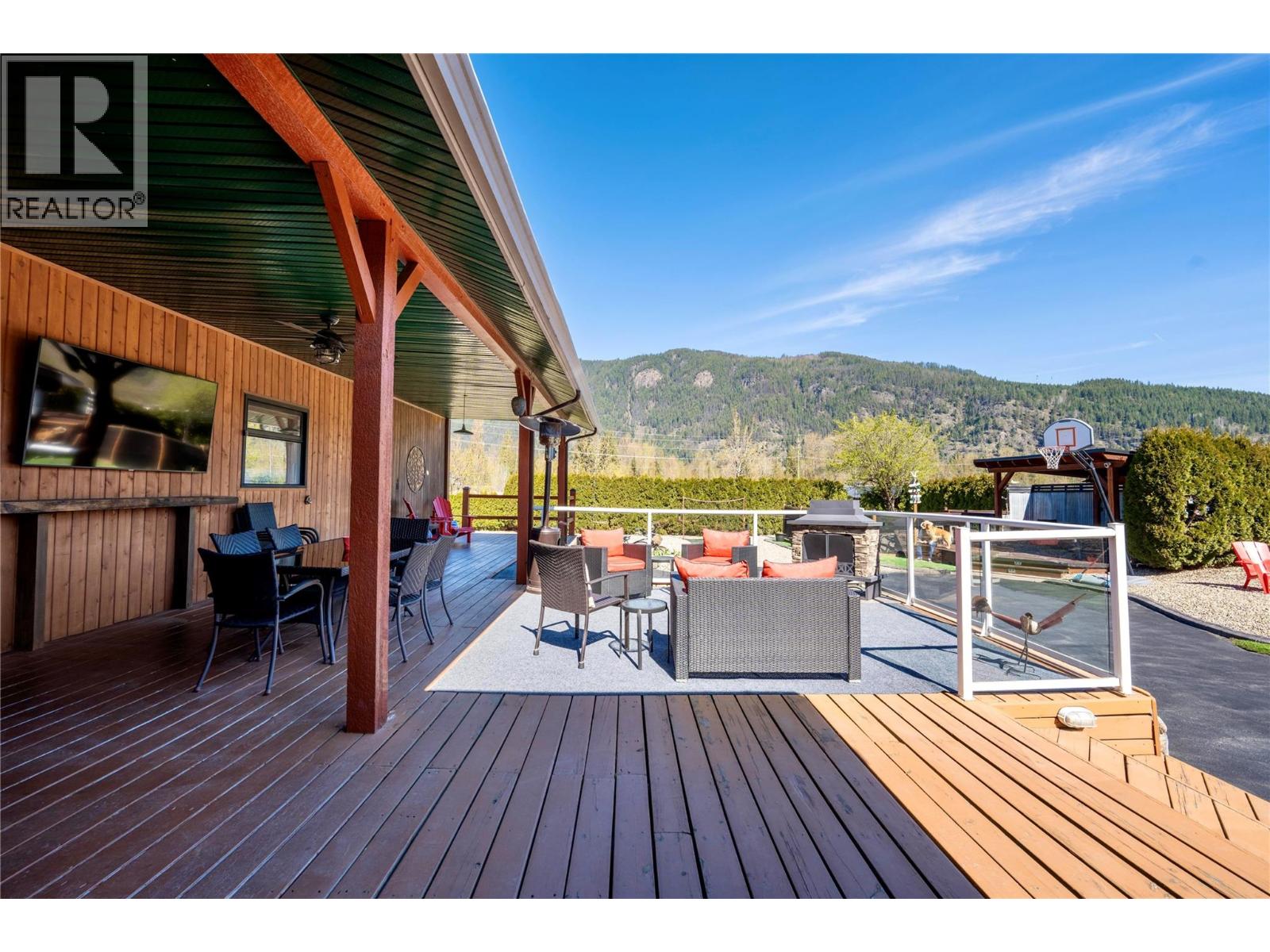 314 Finlayson Street, Sicamous