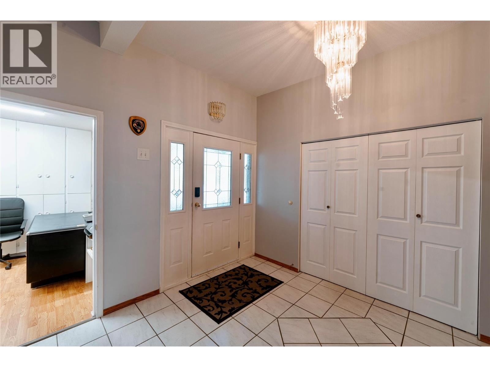 314 Finlayson Street, Sicamous