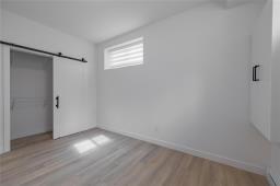 215 Devon Avenue, Winnipeg, MB R2G0C2 Photo 33