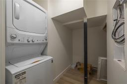 215 Devon Avenue, Winnipeg, MB R2G0C2 Photo 35