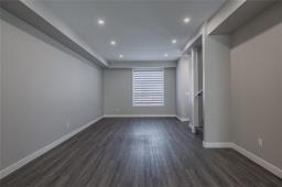 Kitchen - 215 Devon Avenue, Winnipeg, MB R2G0C2 Photo 7