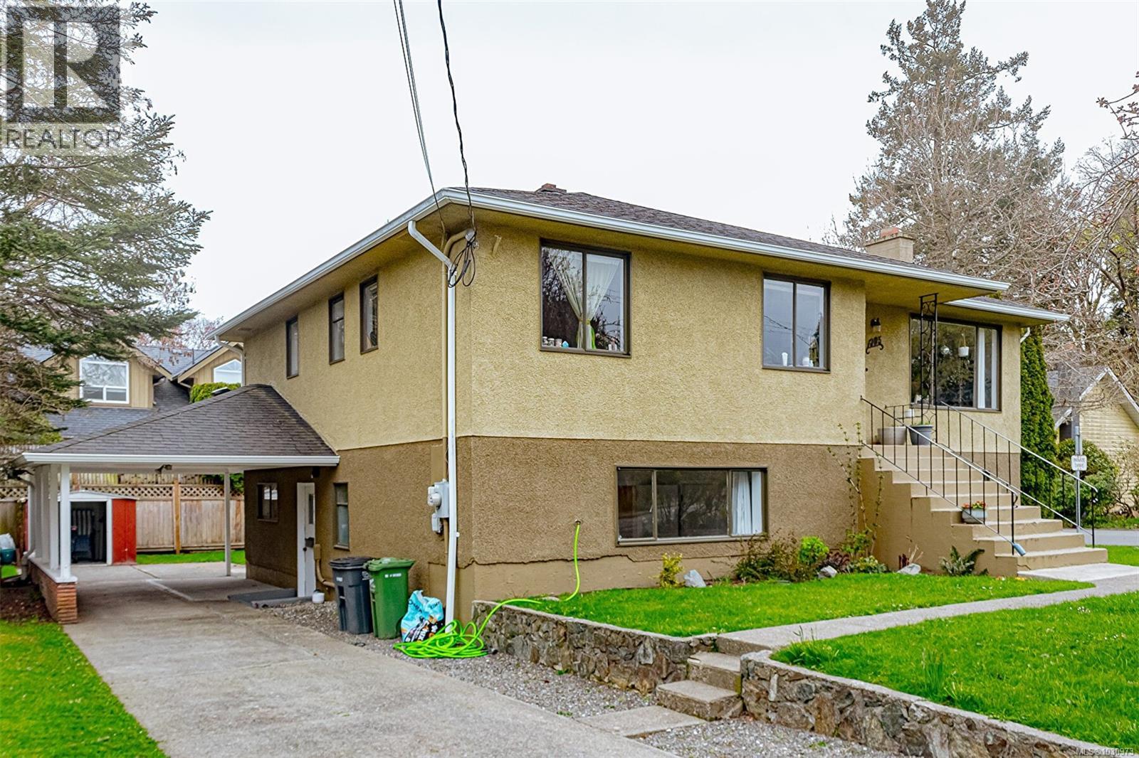  1905 Richardson Street, Victoria