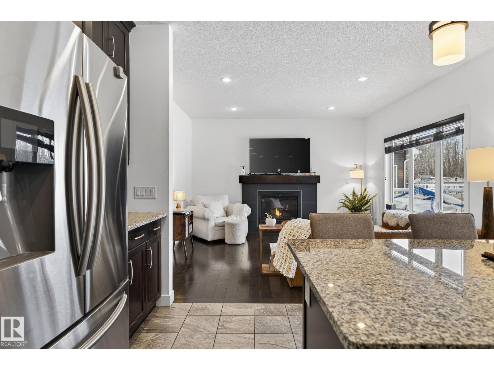 26 EDGEWATER TERR N, St. Albert