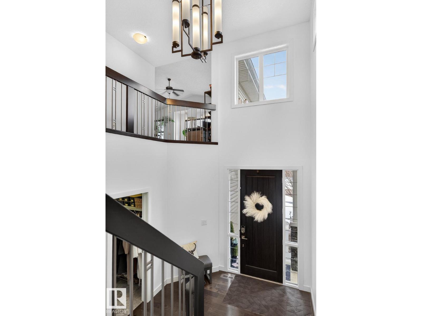 26 EDGEWATER TERR N, St. Albert