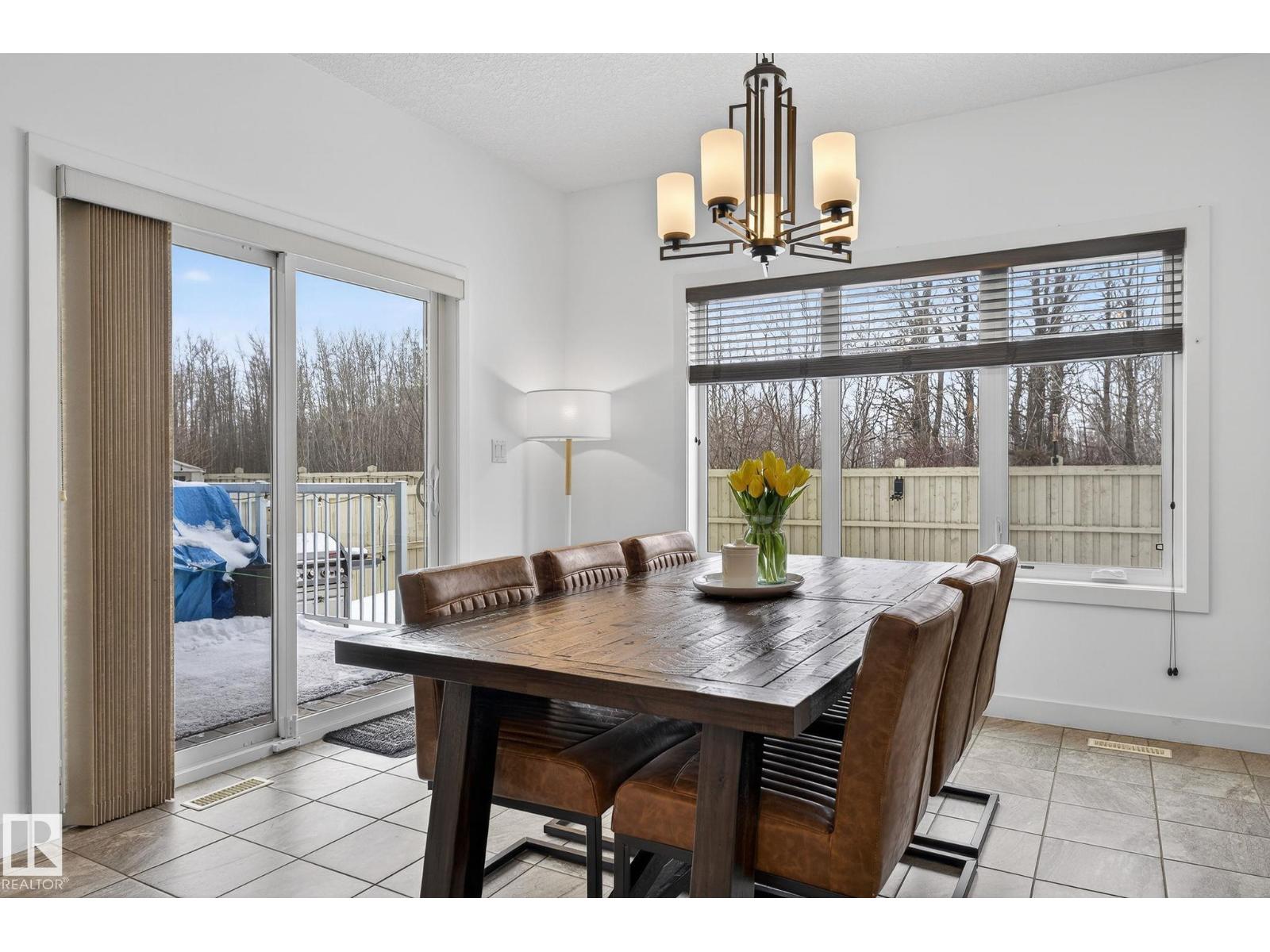 26 EDGEWATER TERR N, St. Albert