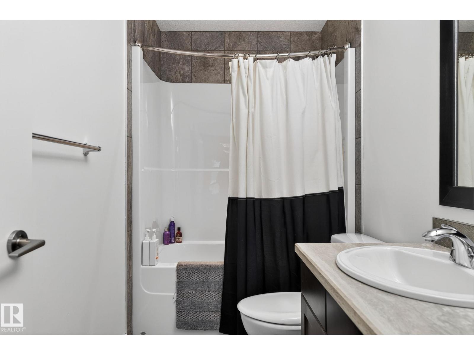 26 EDGEWATER TERR N, St. Albert