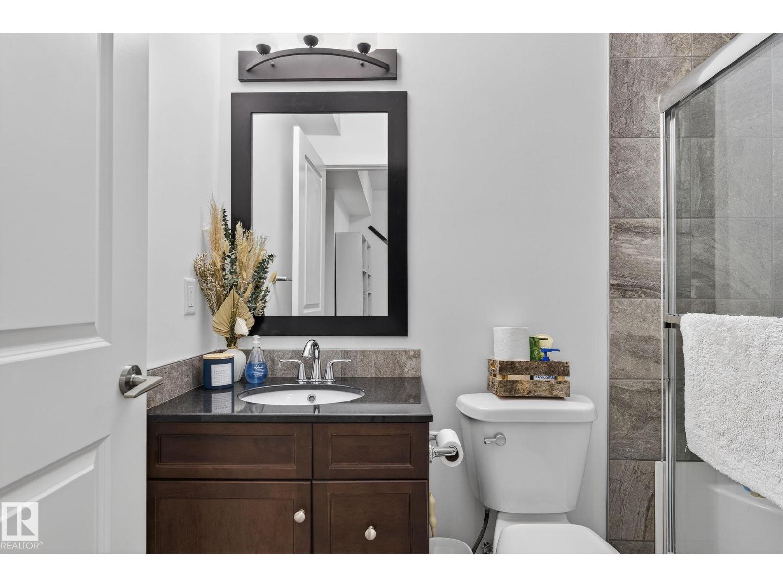 26 EDGEWATER TERR N, St. Albert