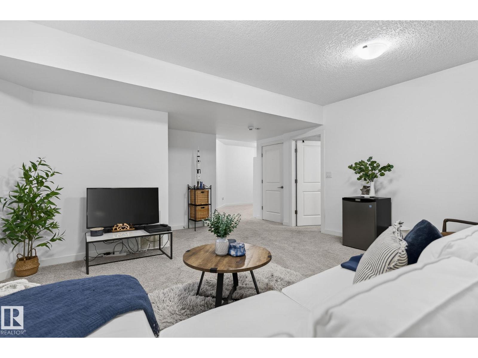 26 EDGEWATER TERR N, St. Albert