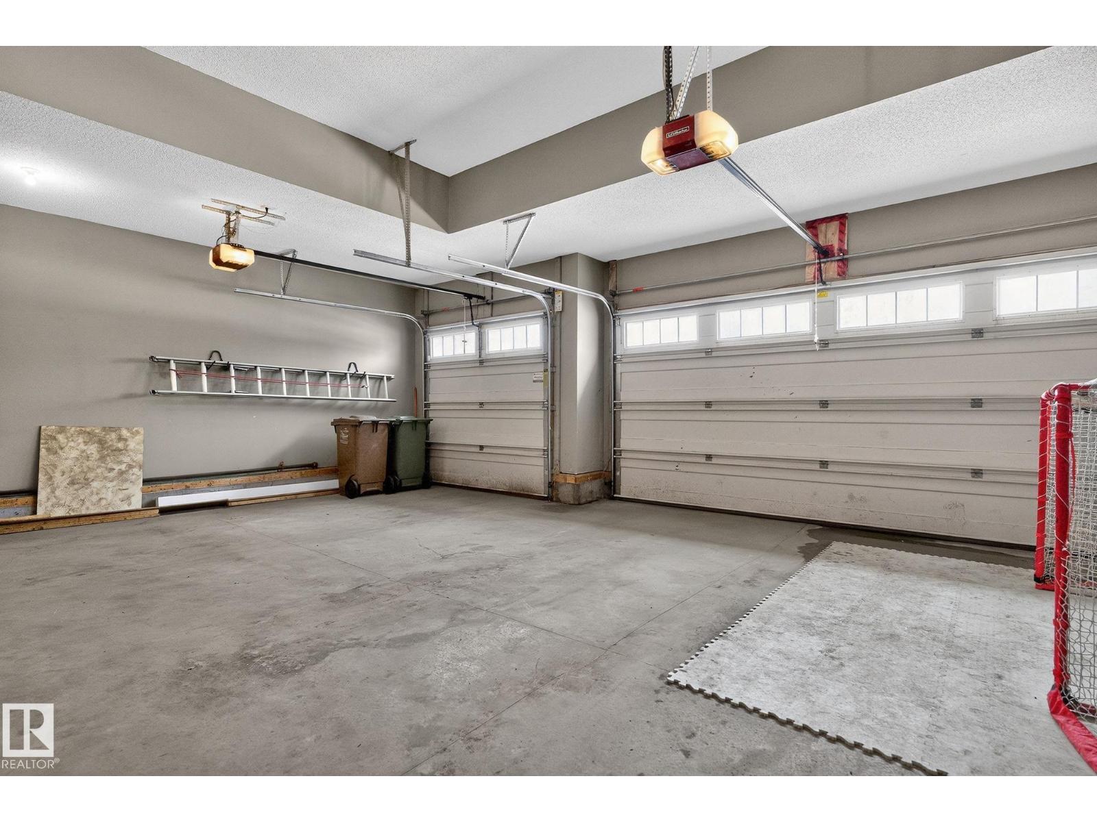 26 EDGEWATER TERR N, St. Albert