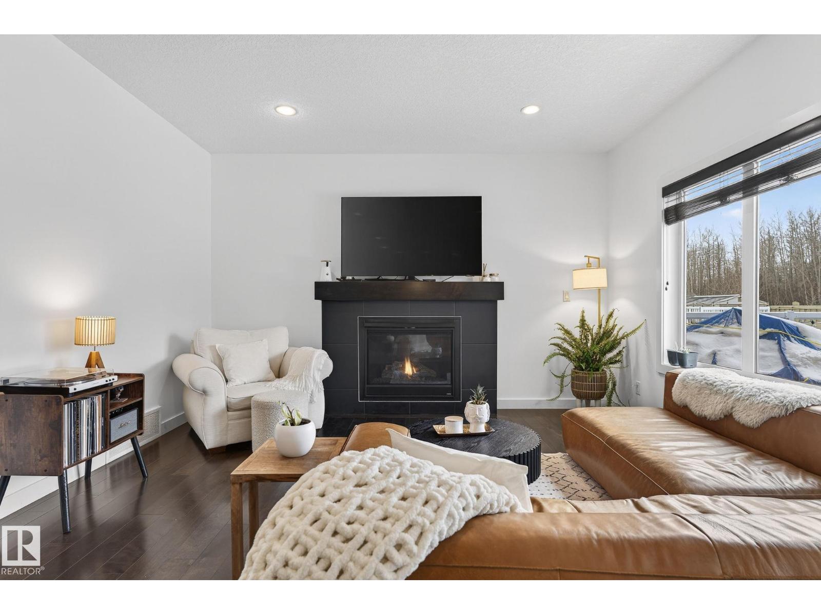 26 EDGEWATER TERR N, St. Albert