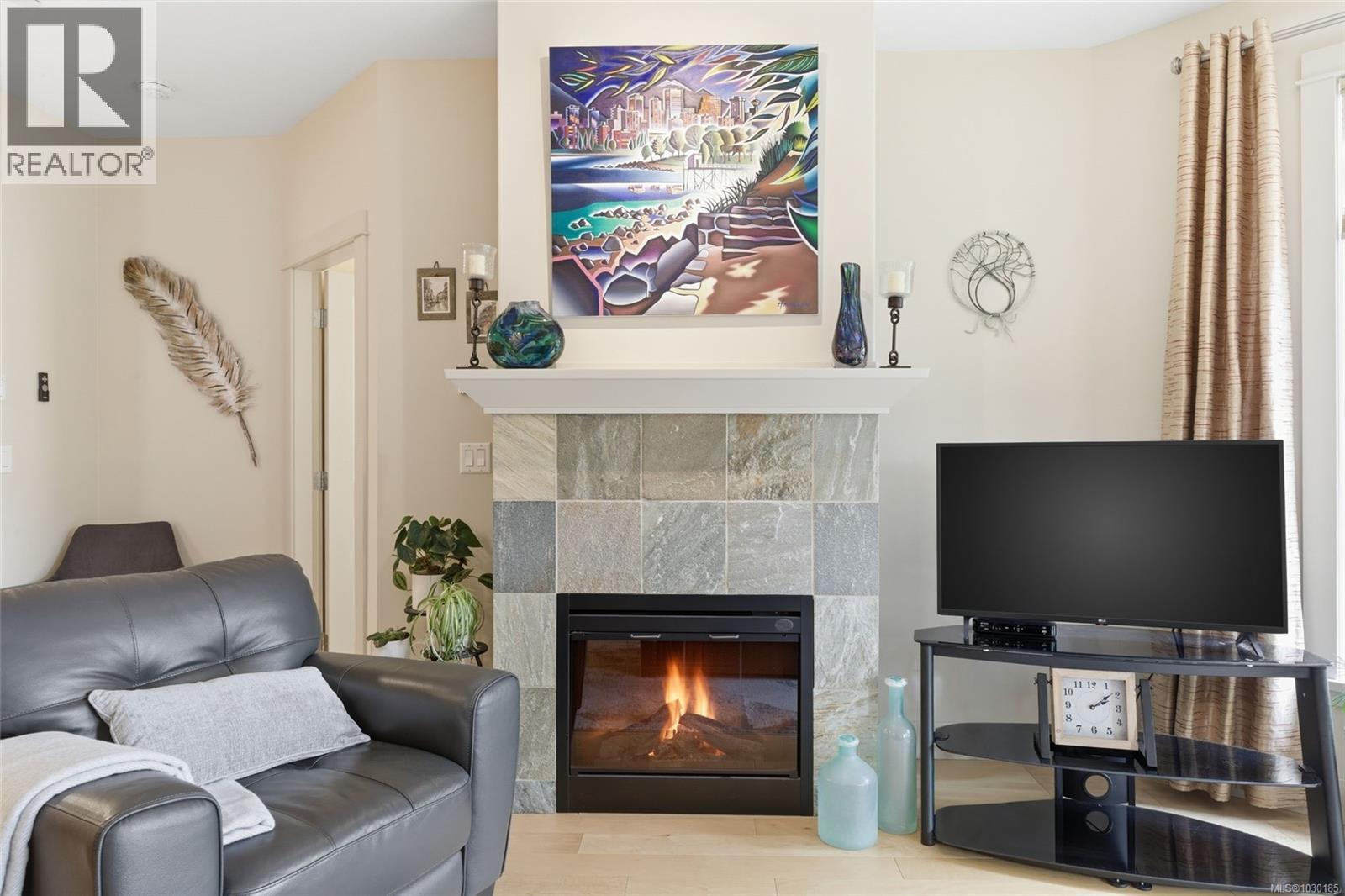 120 6310 McRobb Ave, Nanaimo