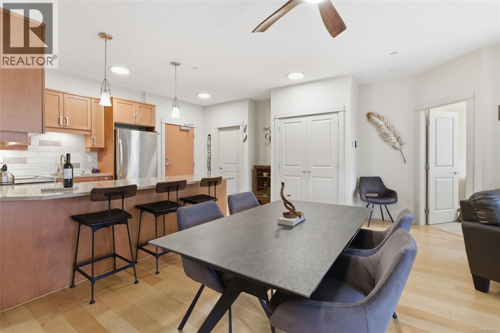 120 6310 McRobb Ave, Nanaimo