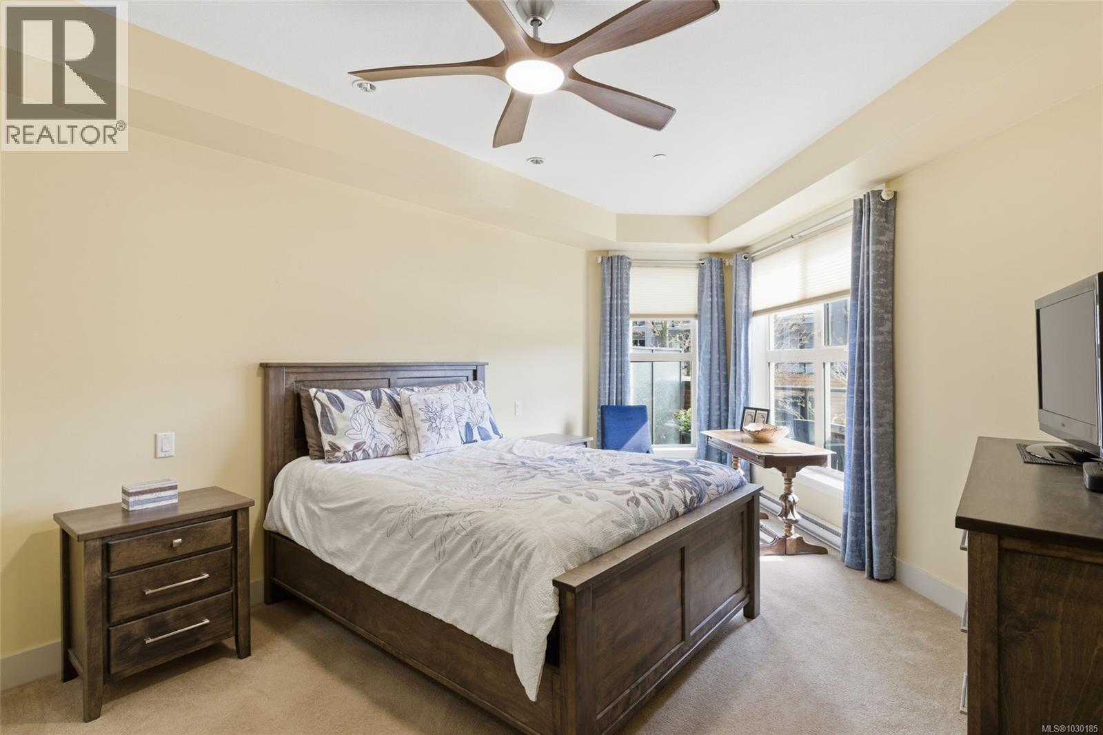 120 6310 McRobb Ave, Nanaimo