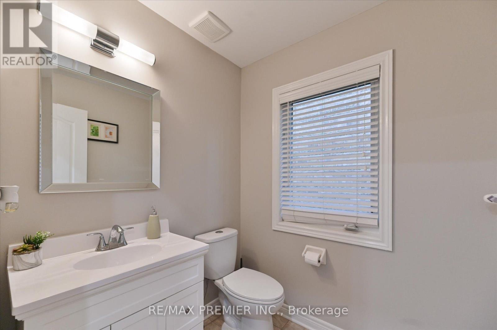 170 ASCALON DRIVE - 15