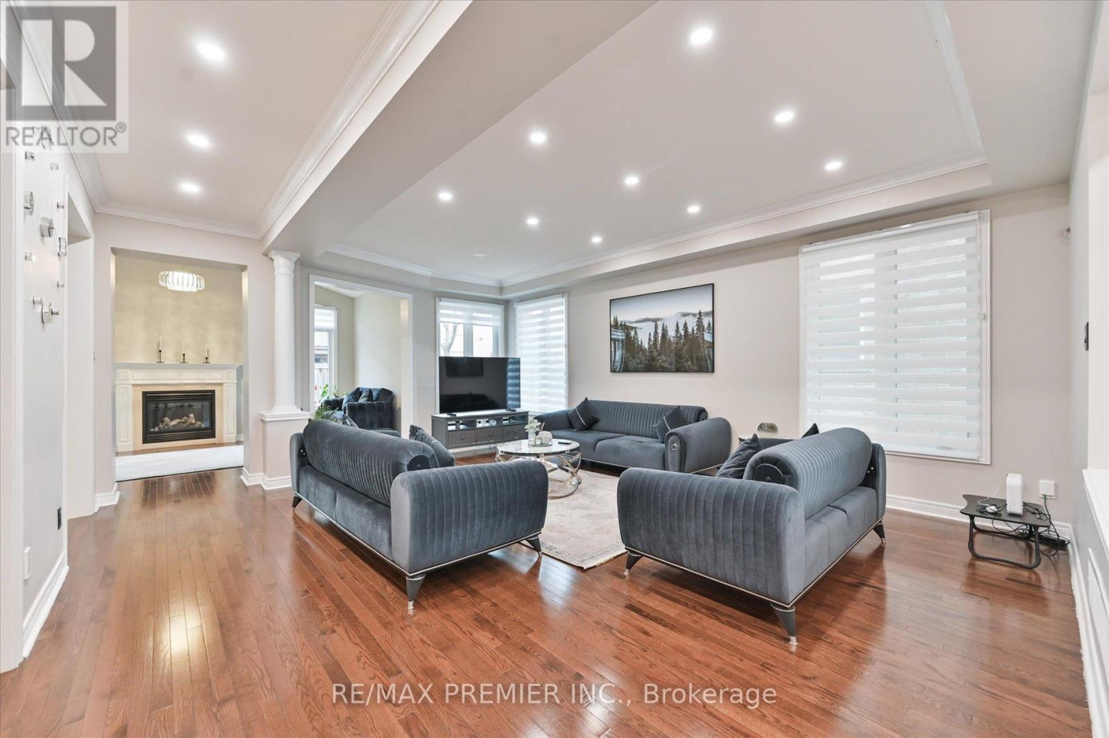 170 ASCALON DRIVE - 4