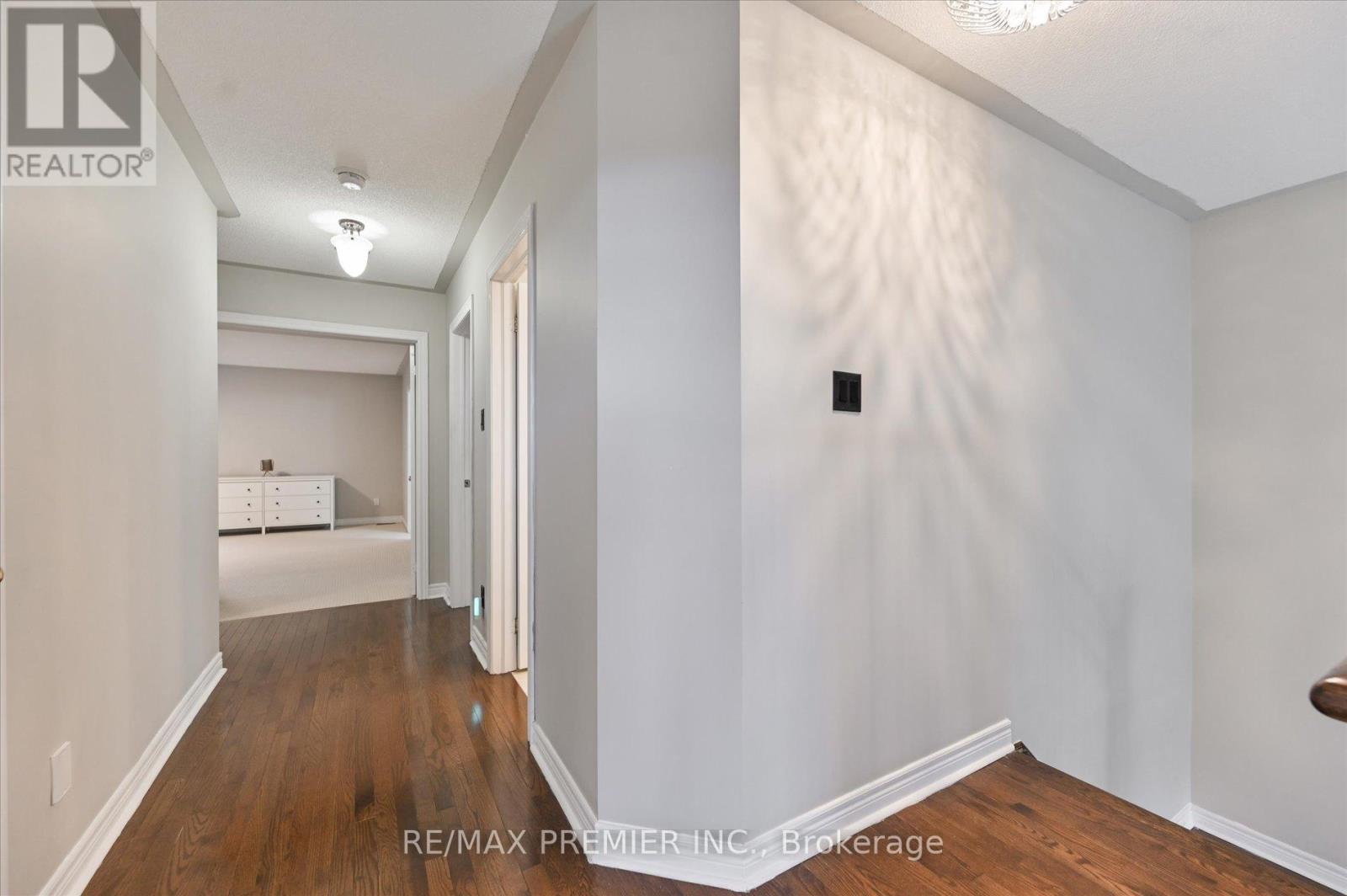 170 ASCALON DRIVE - 18