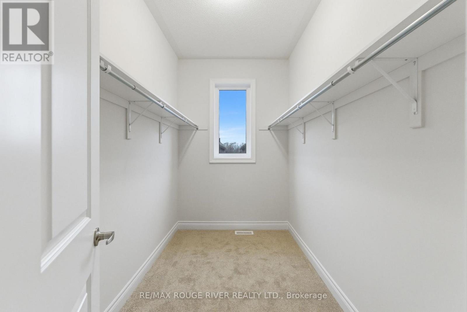 15 BRABIN CIRCLE - 32