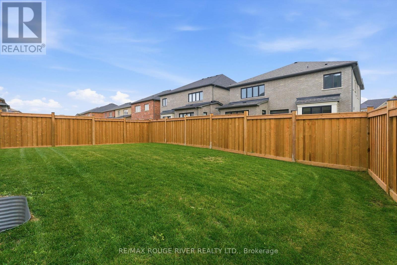 15 BRABIN CIRCLE,Whitby,,