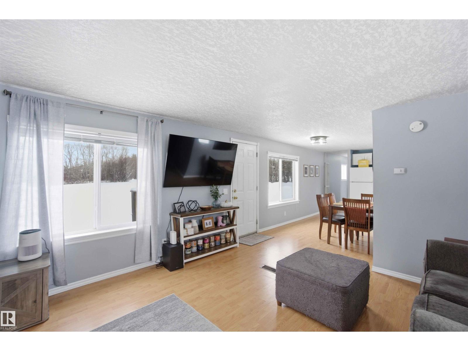 24016 Twp Rd 570, Rural Sturgeon County