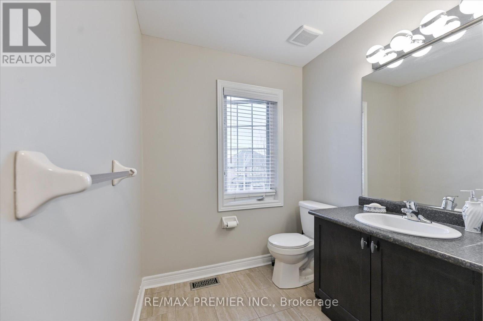 170 ASCALON DRIVE - 30
