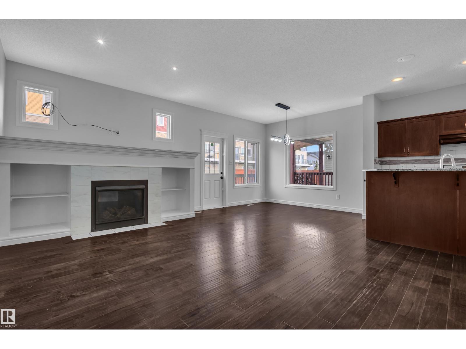 1303 29 ST NW NW, Edmonton