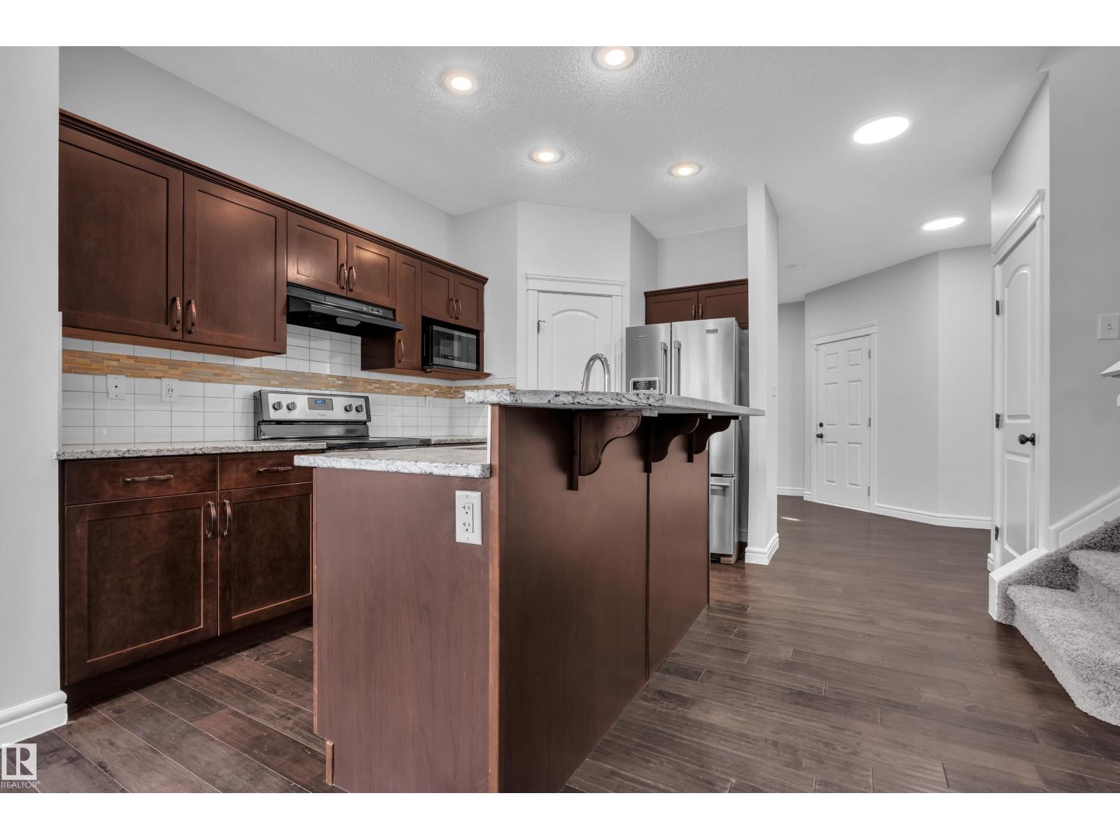 1303 29 ST NW NW, Edmonton