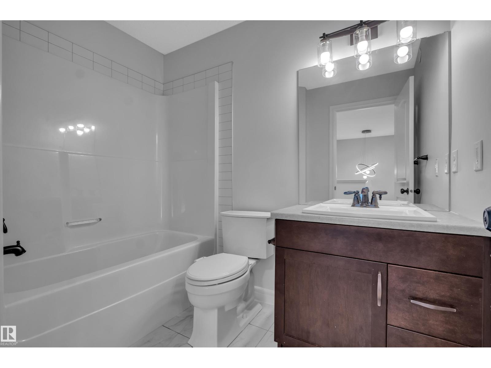 1303 29 ST NW NW, Edmonton