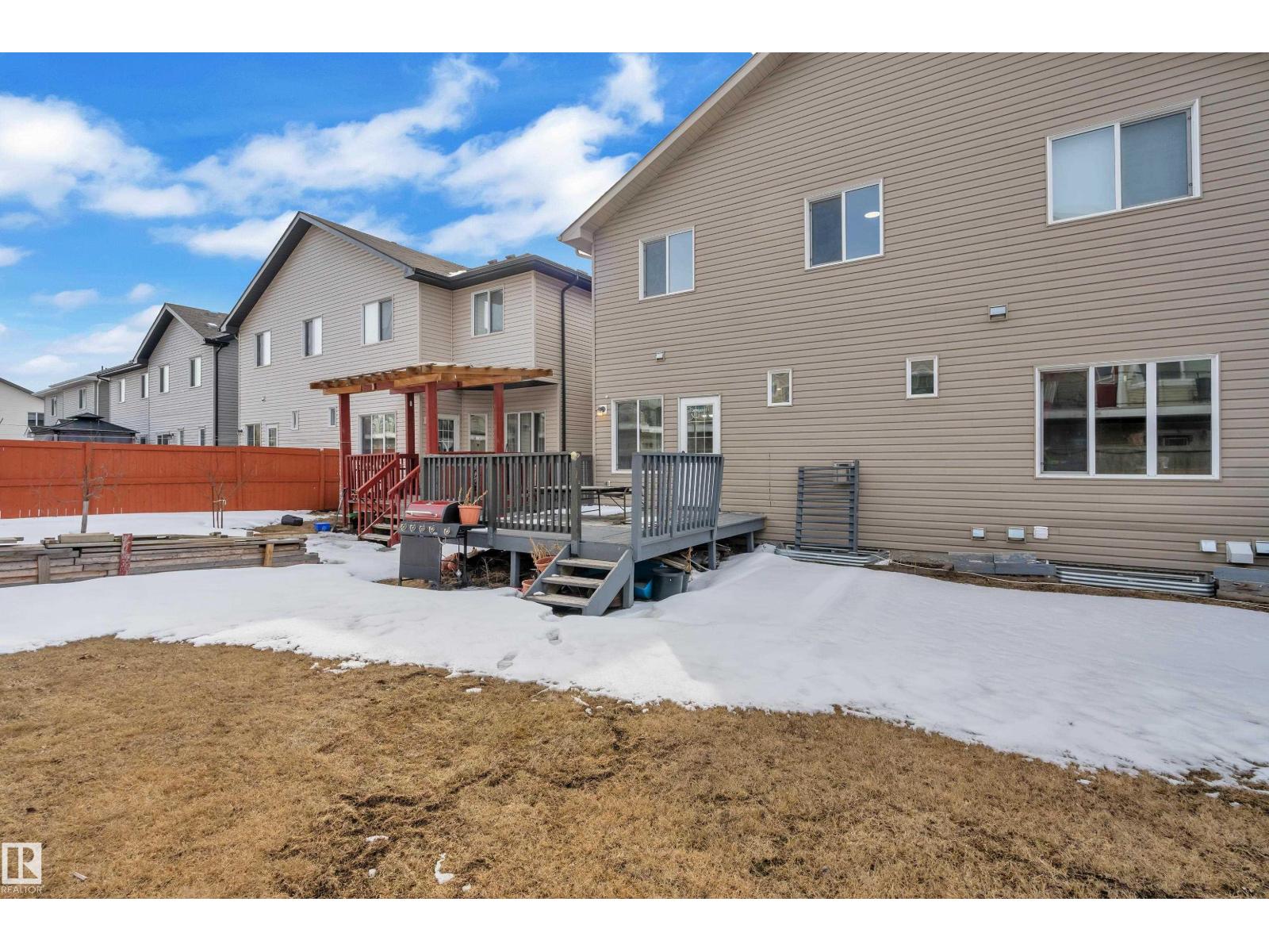 1303 29 ST NW NW - 35