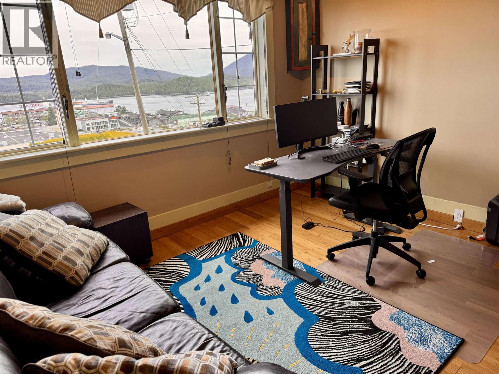 232 W 4TH AVENUE - 23