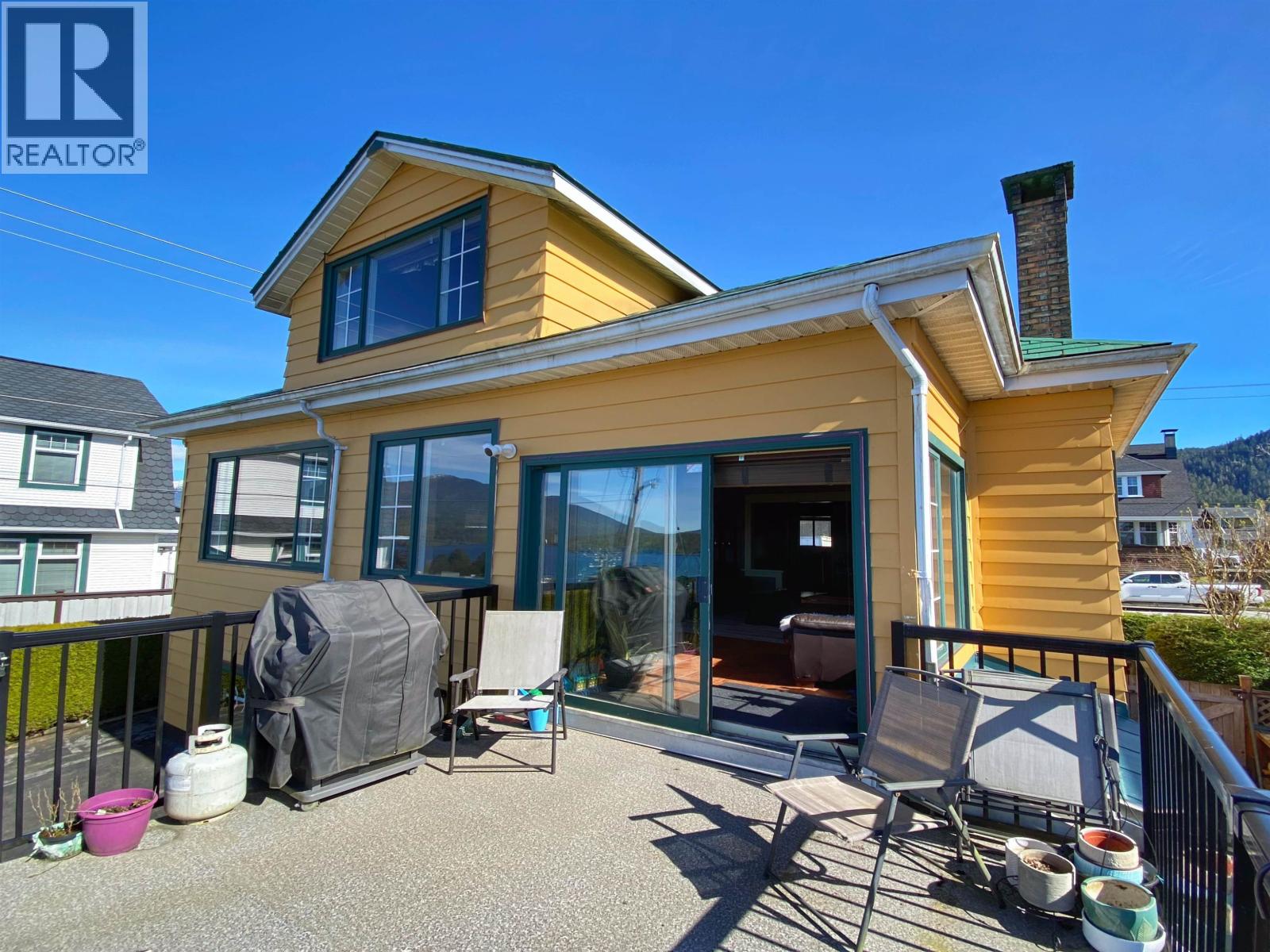 232 W 4TH AVENUE - 28