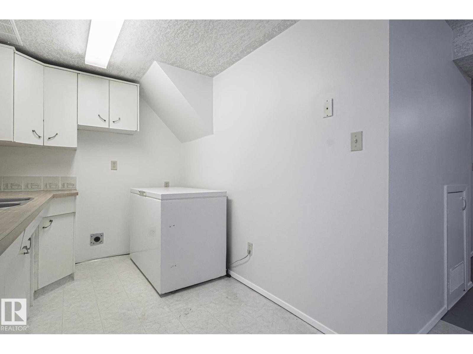 13419 102 ST NW, Edmonton