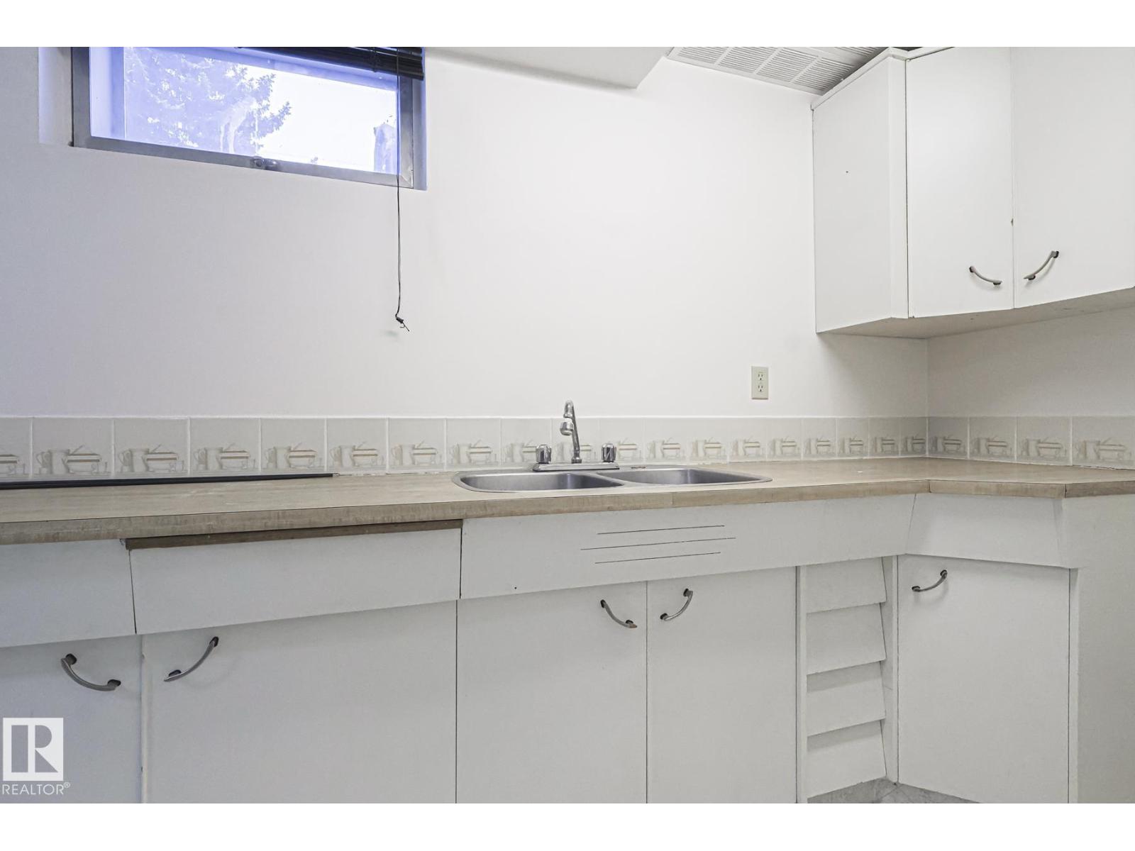 13419 102 ST NW, Edmonton