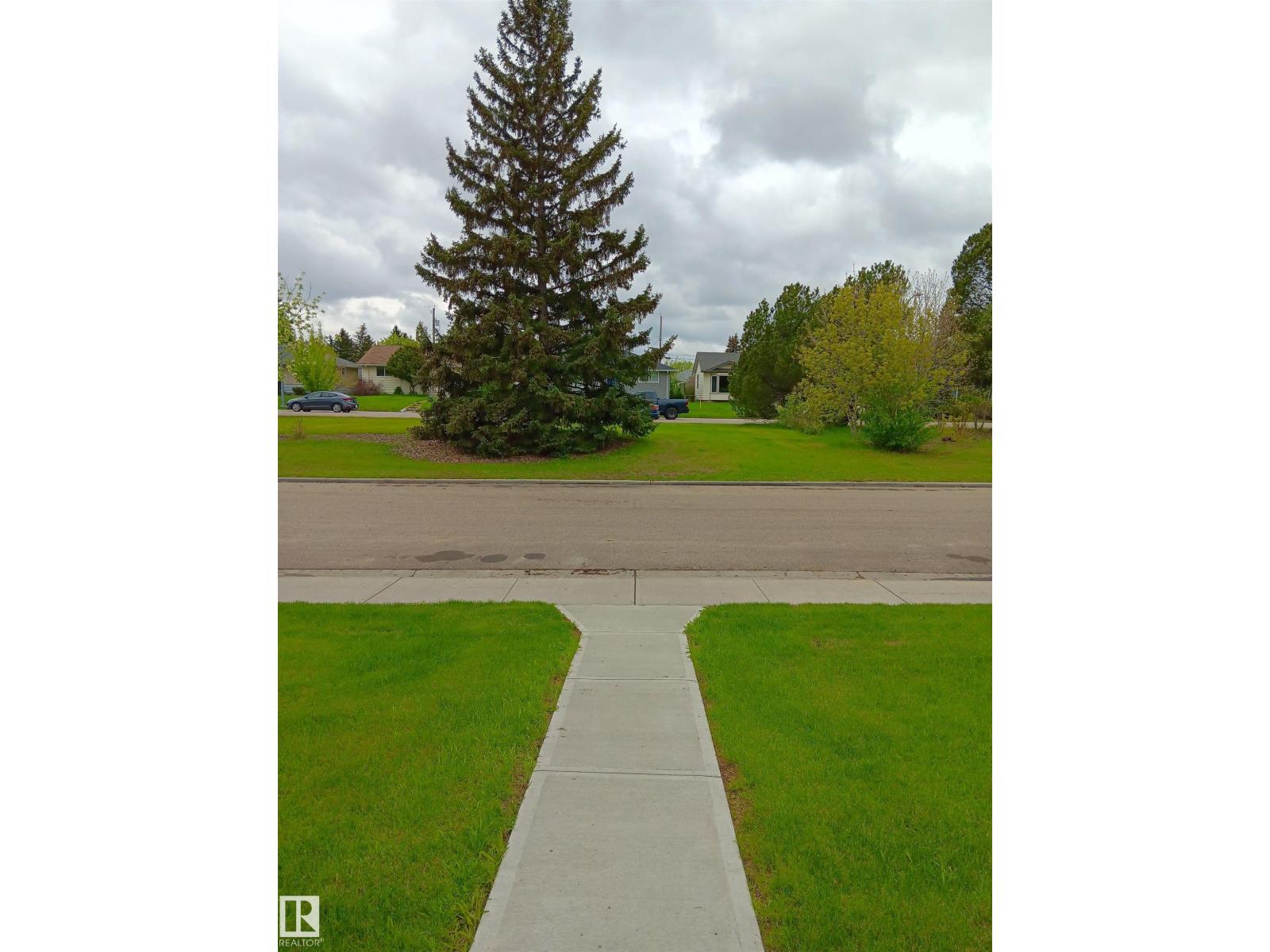 13419 102 ST NW, Edmonton