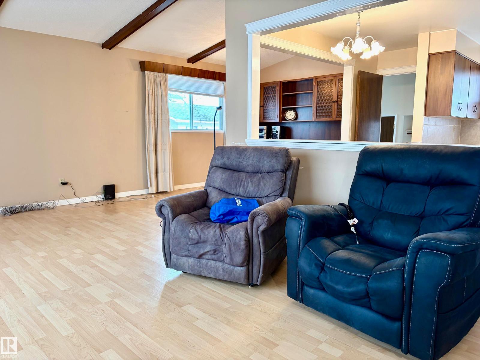 15208 92 ST NW, Edmonton