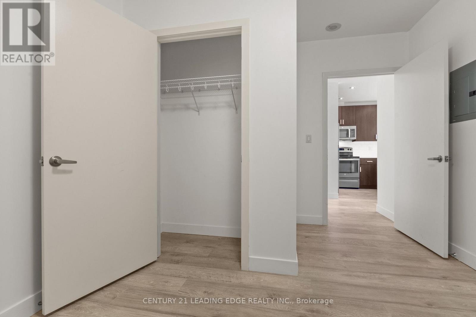 #1308 1 VICTORIA STREET S - 20