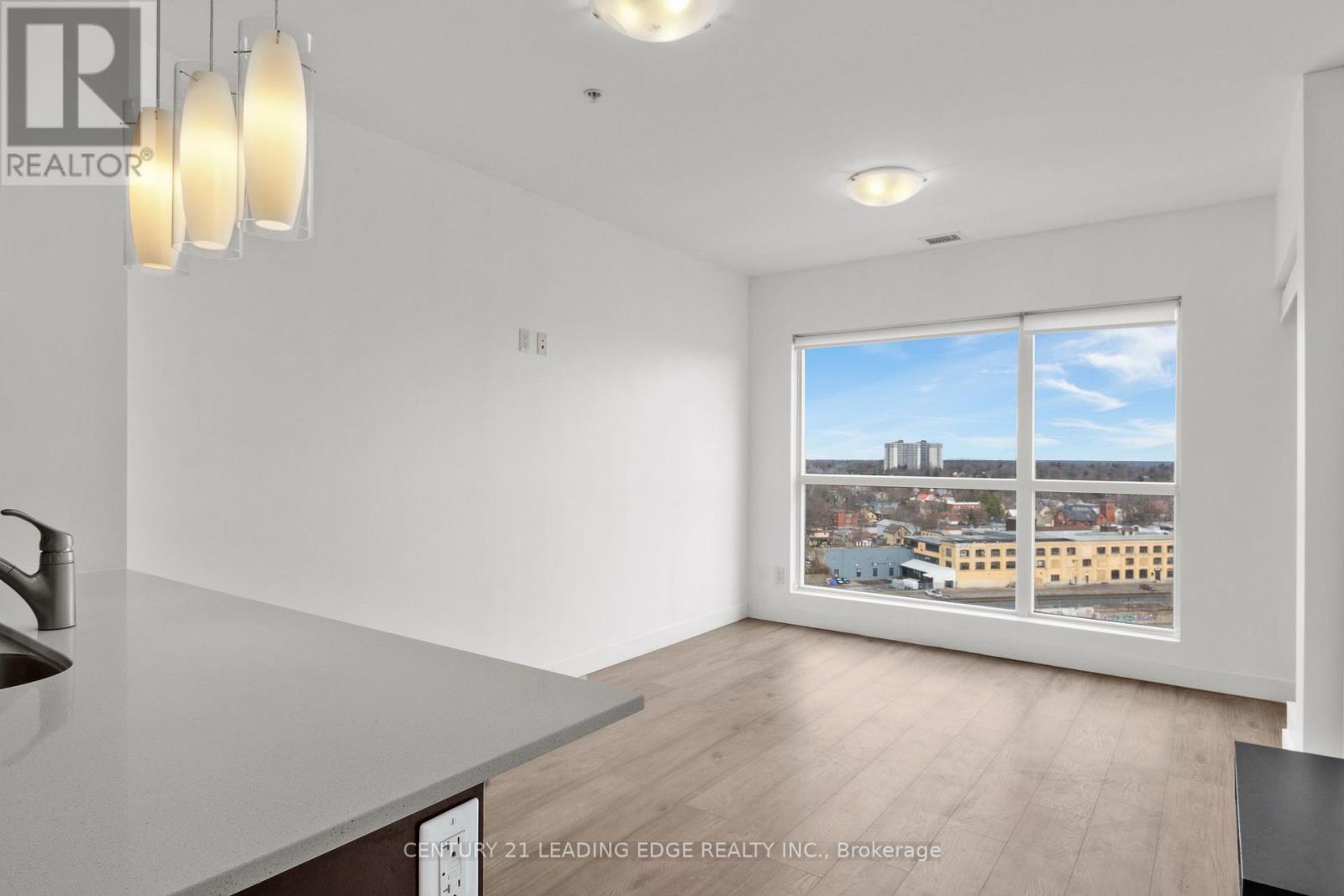 #1308 1 VICTORIA STREET S - 22