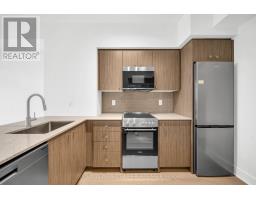 1914 - 25 Wellington Street, Kitchener, ON N2G0G5 Photo 9