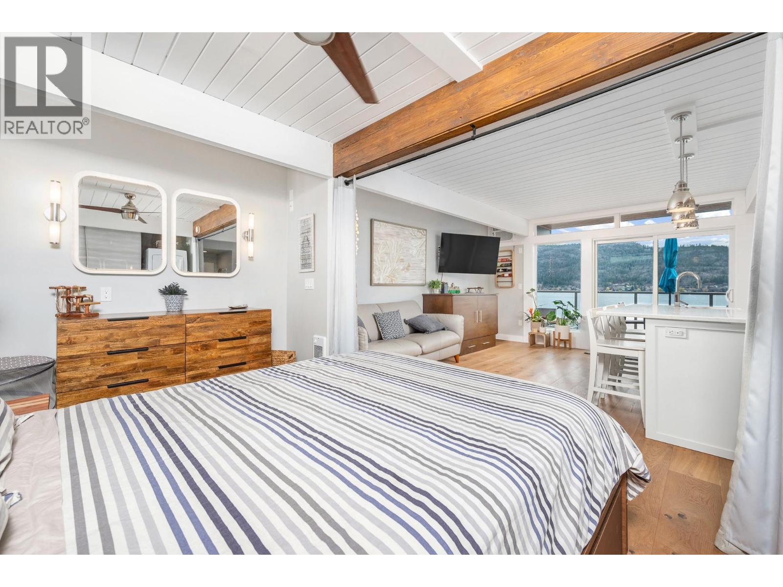 8800 Adventure Bay Road Unit# 4, Vernon