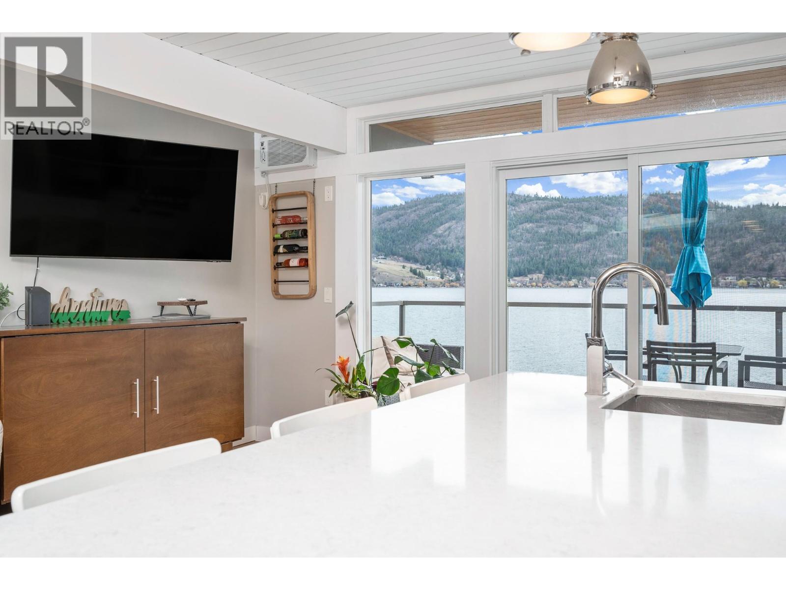 8800 Adventure Bay Road Unit# 4, Vernon