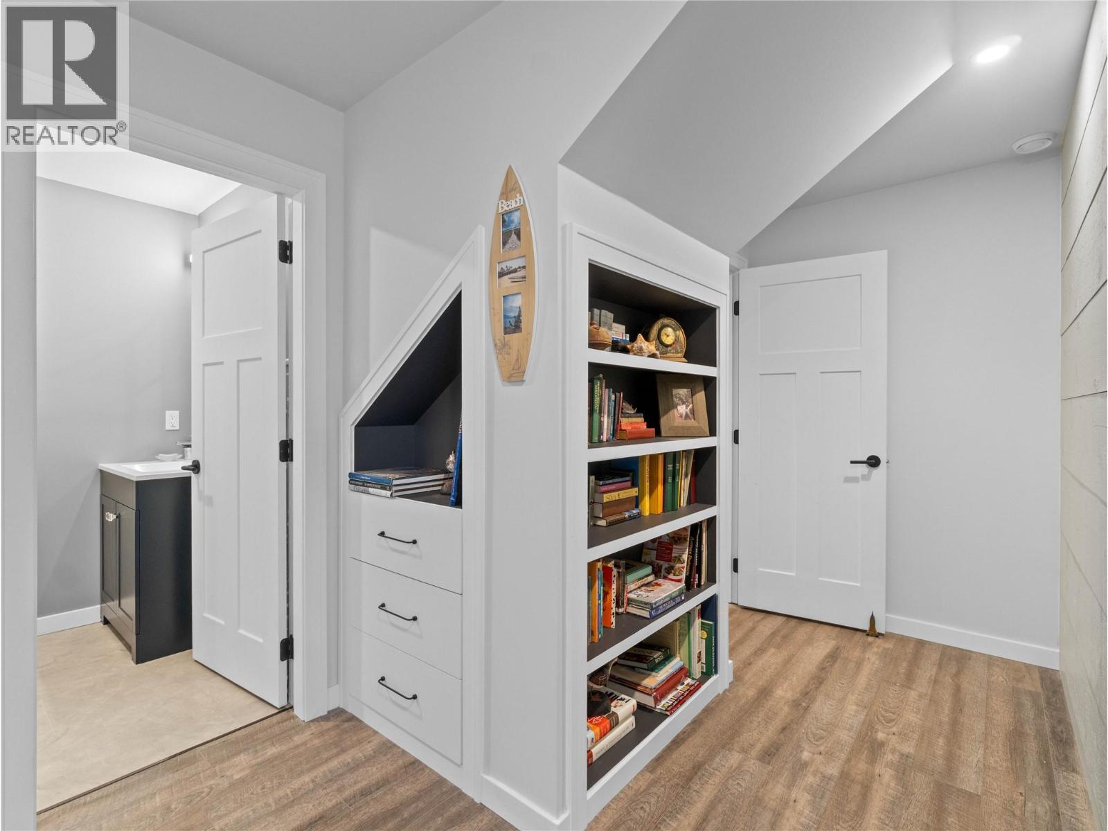 2511 Parkview Place - 34