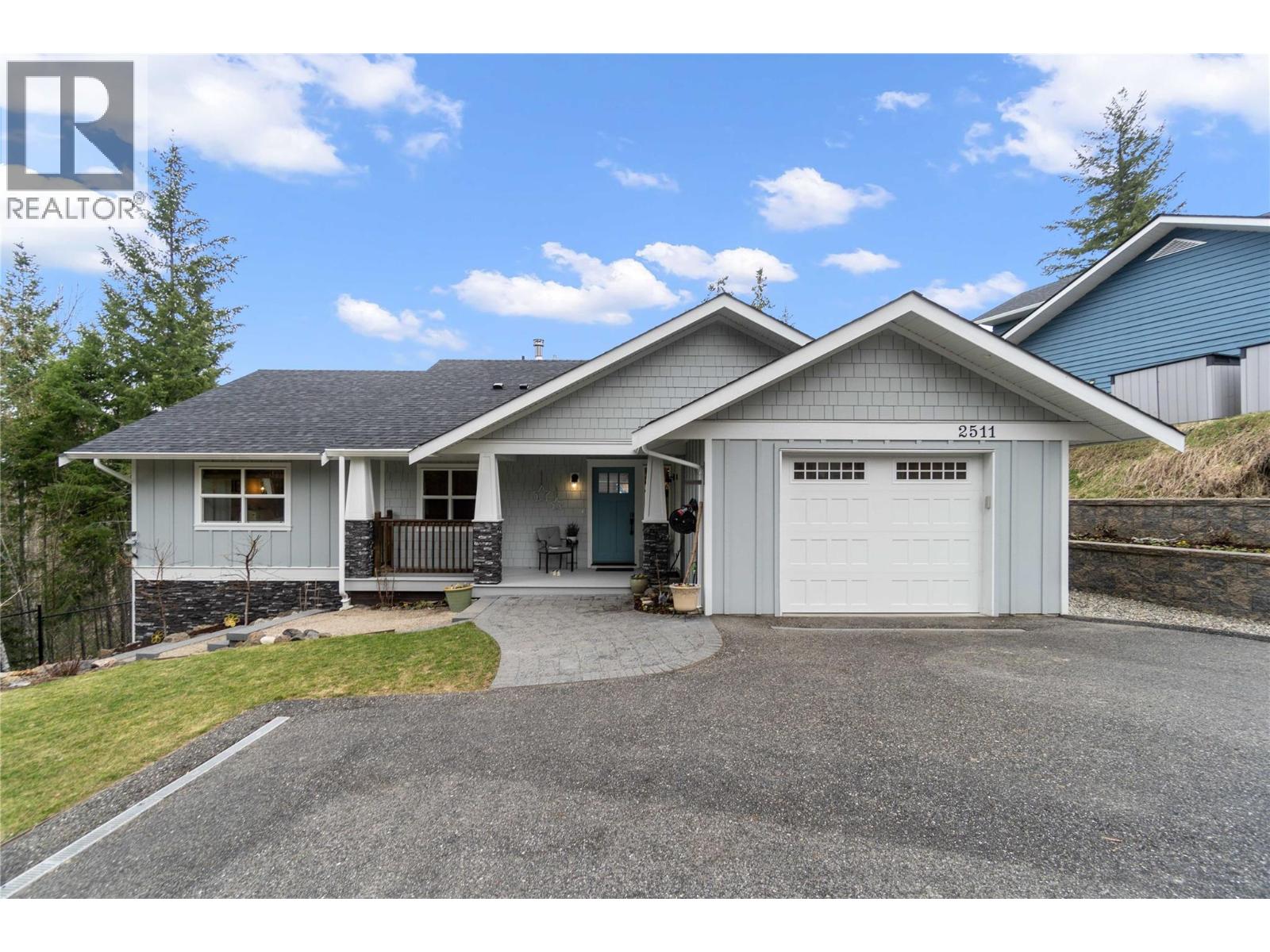 2511 Parkview Place, Blind Bay