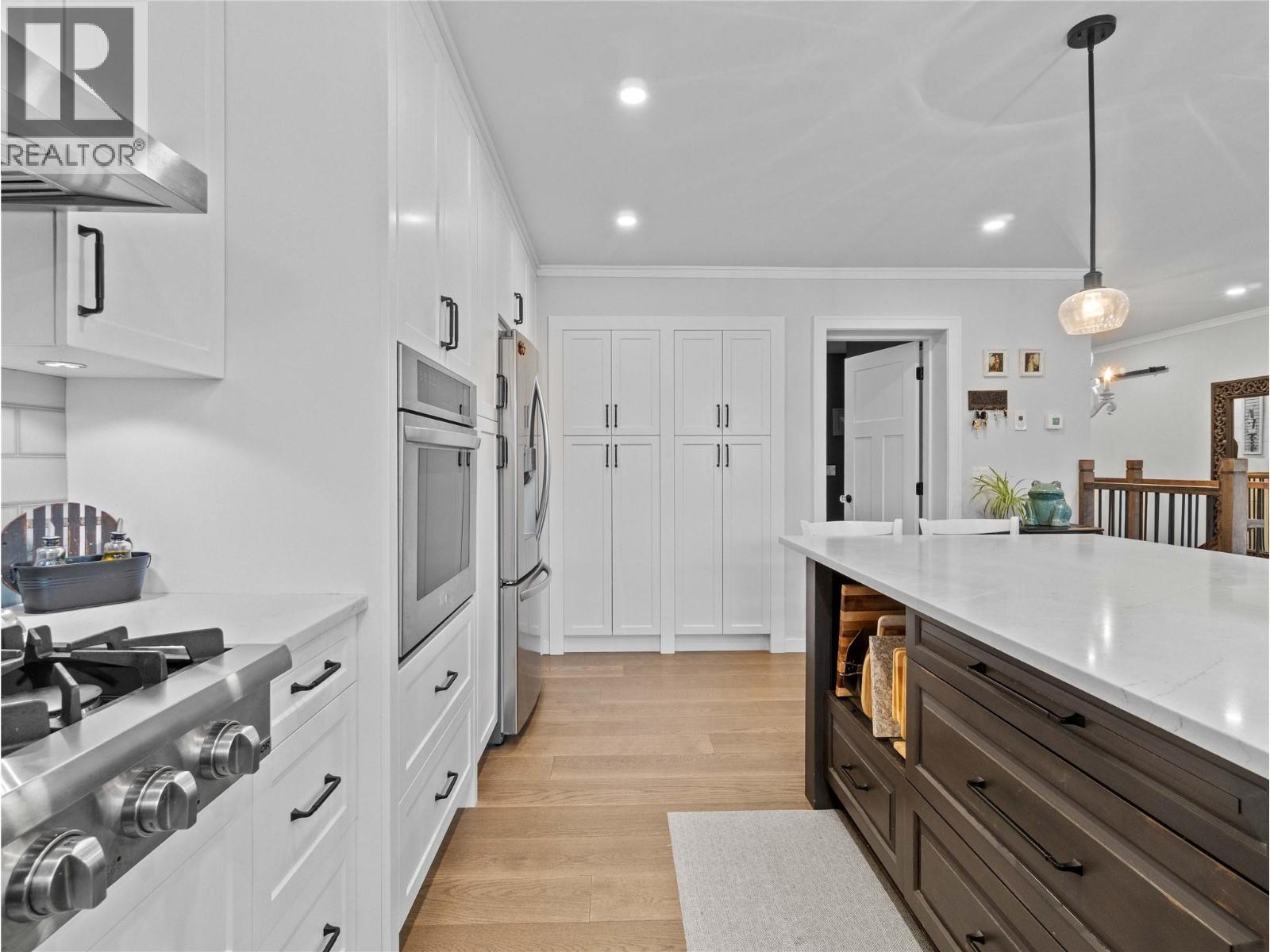 2511 PARKVIEW PLACE - 12