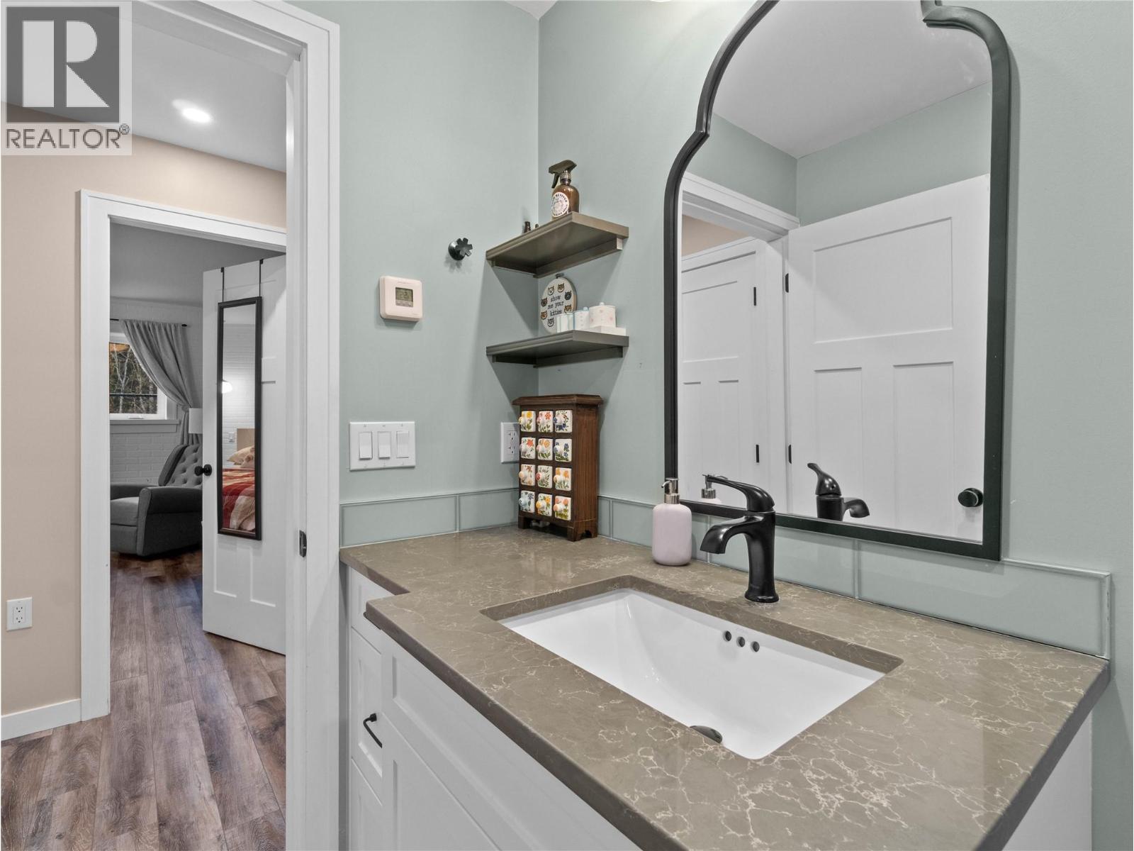 2511 Parkview Place - 60