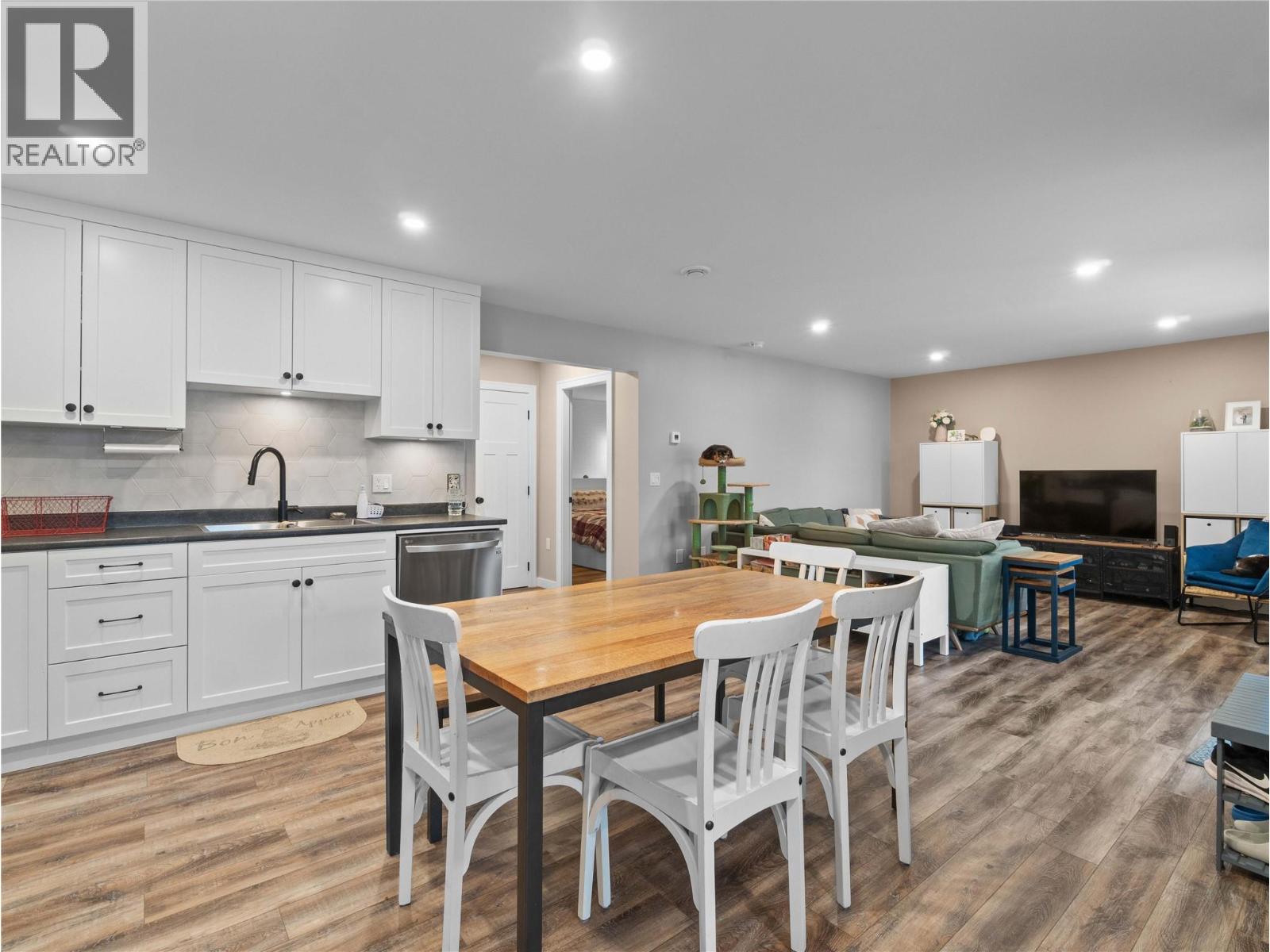 2511 Parkview Place - 49