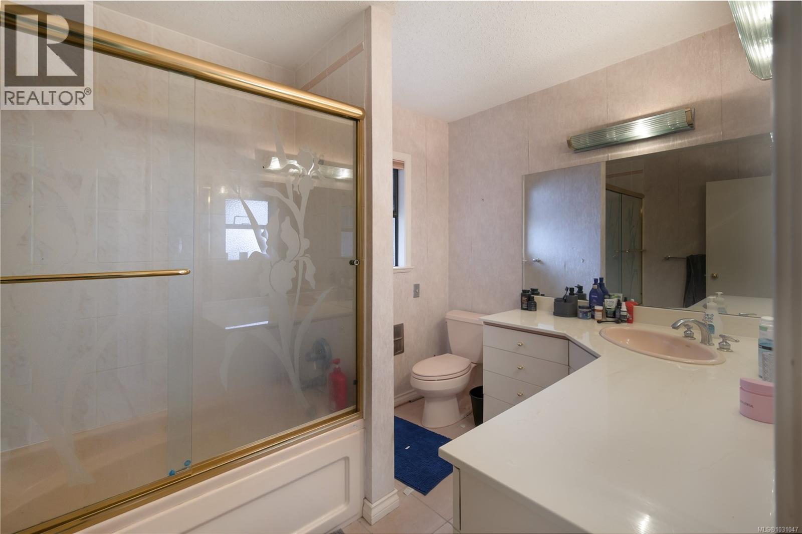 3610 OUTRIGGER RD - 29