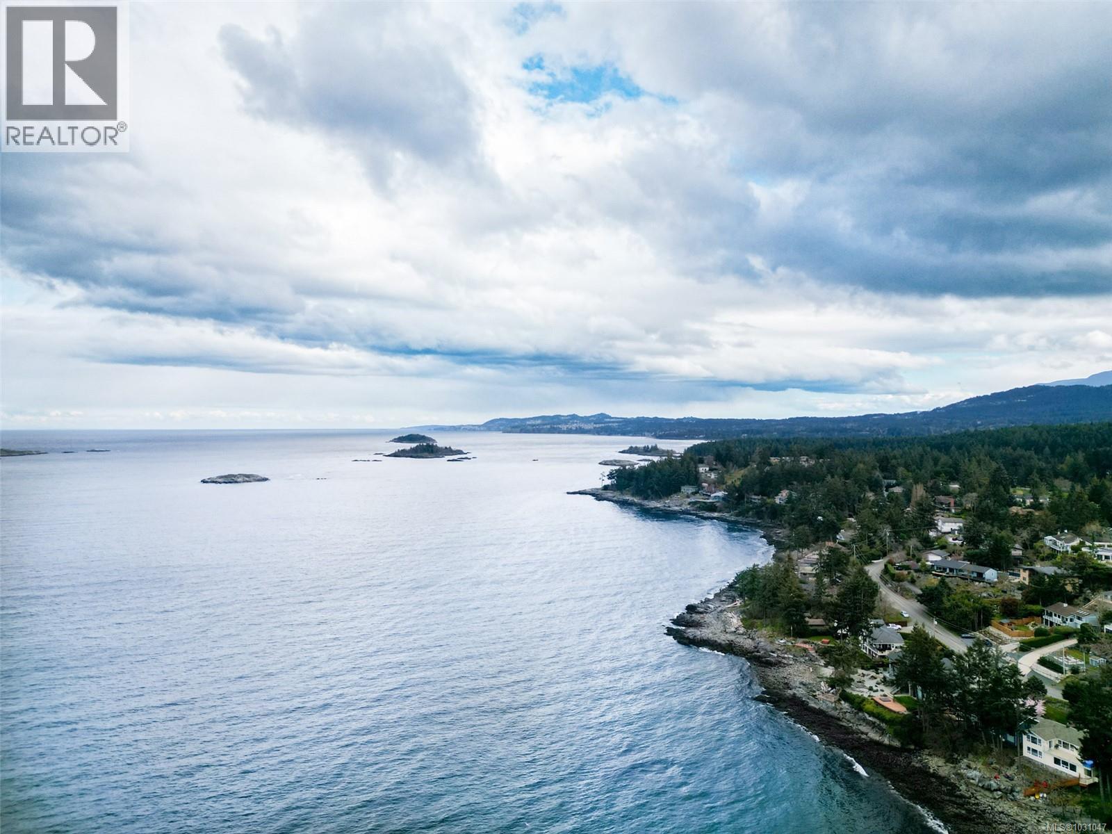 3610 OUTRIGGER RD - 5