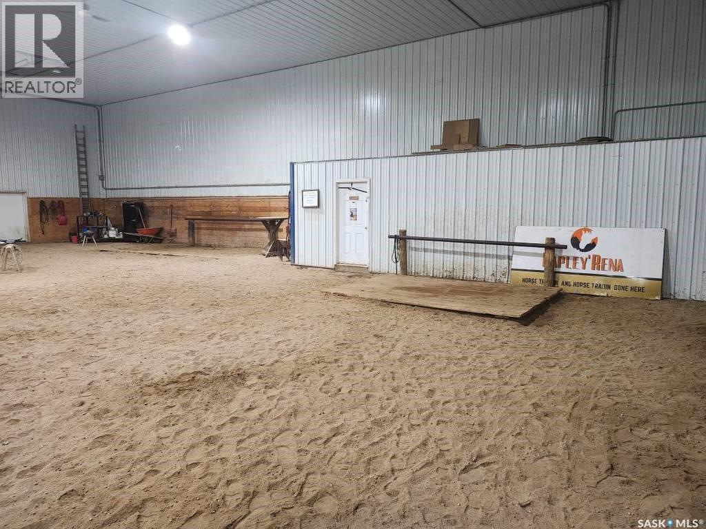 RAPLEY ARENA QUARTER - photo 5